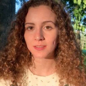 Meet your Posher, Cécile